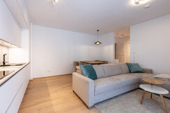 Suite 5 - Thörl 162-7