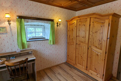 PXL_20230427_060657820