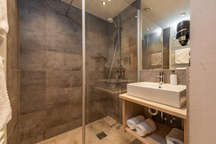 Room Pictures_Room_F_ST_1