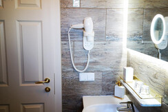 Deluxe Suite Aparthotel Goldener Hahn 8271