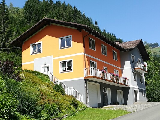 ApartmentKreuzer-Außenansicht-Murtal-Steiermark | © Apartment Kreuzer