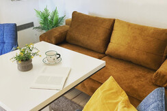 2BD7EB97-39AC-4A5E-8851-34622E9A21B5