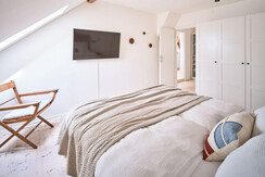 Schlafzimmer mit Doppelbett