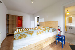 EG-1 - 05 - _YWX9828