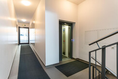 d29813ee-90c5-4568-a2e5-1801f959ba83