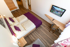 5fac0f5b-4546-4f3a-ae7d-cd36da70592a