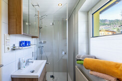 Dusche mit WC