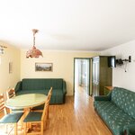 Photo of Apartment, separate toilet and shower/bathtub, facing the mountains