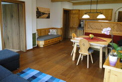 Apartment Gipfelsturm_Kufstein_Wohn_Küche