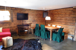 Esstisch  Dining table