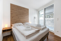 JGFoto_Arton_122024_Top 6-6