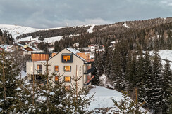 JGFoto_Arton_122024_Aussen-1