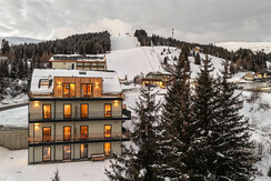 JGFoto_Arton_122024_Aussen-30