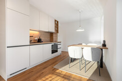 JGFoto_Arton_122024_Top 4-8