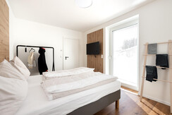 JGFoto_Arton_122024_Top 1-23