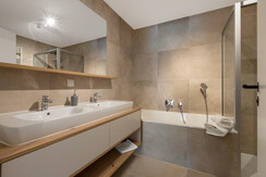 JGFoto_Arton_122024_Top 1-25