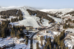 JGFoto_Arton_122024_Aussen-54