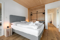 JGFoto_Arton_122024_Top 8-5