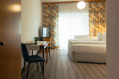 B&B Number 1 - Premium - Farbenspiel