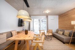 BASE 3.04 | cozy living room