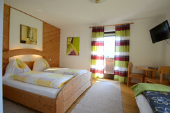BauernhofSchindlbacher-Doppelzimmer-Murtal