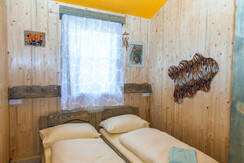 Baumhaus Neandertal Elternzimmer 2