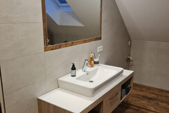 9b10c711-ffa5-4c0b-8fda-b6ba5f59b6ba