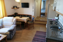 Bergbauernhof-Rami-Wohnzimmer-Murtal-Steiermark