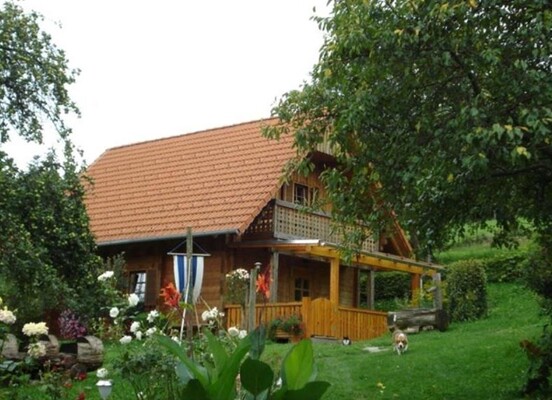 Holzhaus | © Biobauernhof Sommer