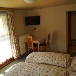 Photo of double room with shower