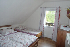 3-Bettzimmer mit DuscheWaschgelegenheitBalkon