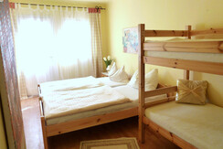 4-Bettzimmer mit Balkon,Waschgelegenheit ...