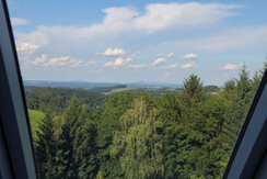 Rack-Gaestezimmer-Aussicht-scaled