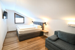 Club House Top 2 - Schlafsofa ausziehbar für 2