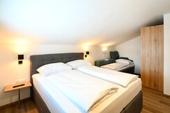 Club House Top 3 - Schlafzimmer mit Doppelbett