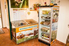 Zirbitzlamm Shop Camping am Badesee