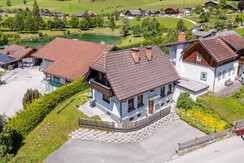 Chalet-am-See-Apartment-Haus-myNests-Aich-Schladmi