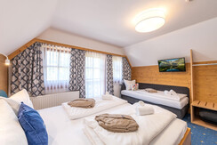 Chalet-am-See-Apartment-Haus-myNests-Aich-Schladmi