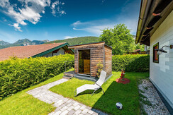 Chalet-am-See-Apartment-Haus-myNests-Aich-Schladmi