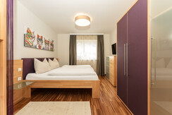 Bedroom 2 with doublebed and bunk bed Top 4