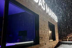 d35f9326-c6c6-4cb7-b48e-2833eb1d0238