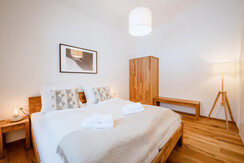 Groß (61 - CHF_20230125_160135)