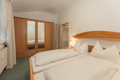 Bedroom with a lot of space