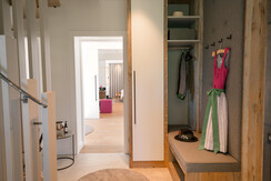 Ein "ausseerisches" Willkommen im Eingangsbereich