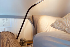 Liebevolle Details Oben Links Studio Apartment i