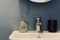 Badezimmer Oben Links Studio Apartment im Himmel