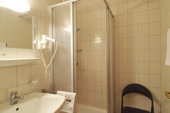 Doppelzimmer Standard Badezimmer