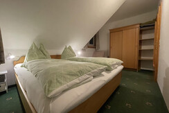 Schlafzimmer App 6 Dachstein