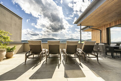 Apartments Weitblick Dorfhotel Fasching Terrasse (