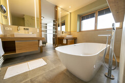 Apartments Weitblick Dorfhotel Fasching Badezimmer